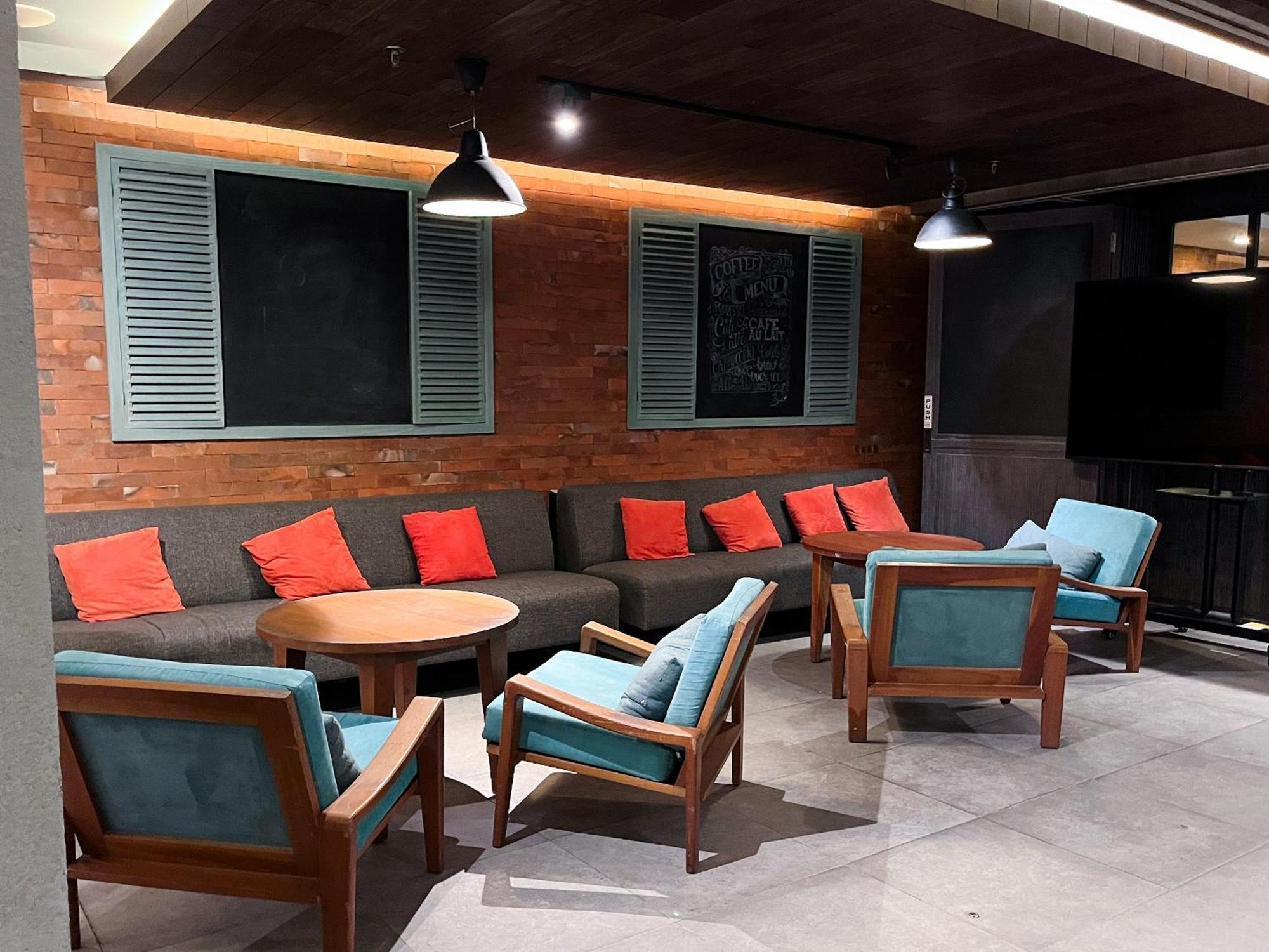 Luminor Hotel Legian Seminyak - Bali Buitenkant foto