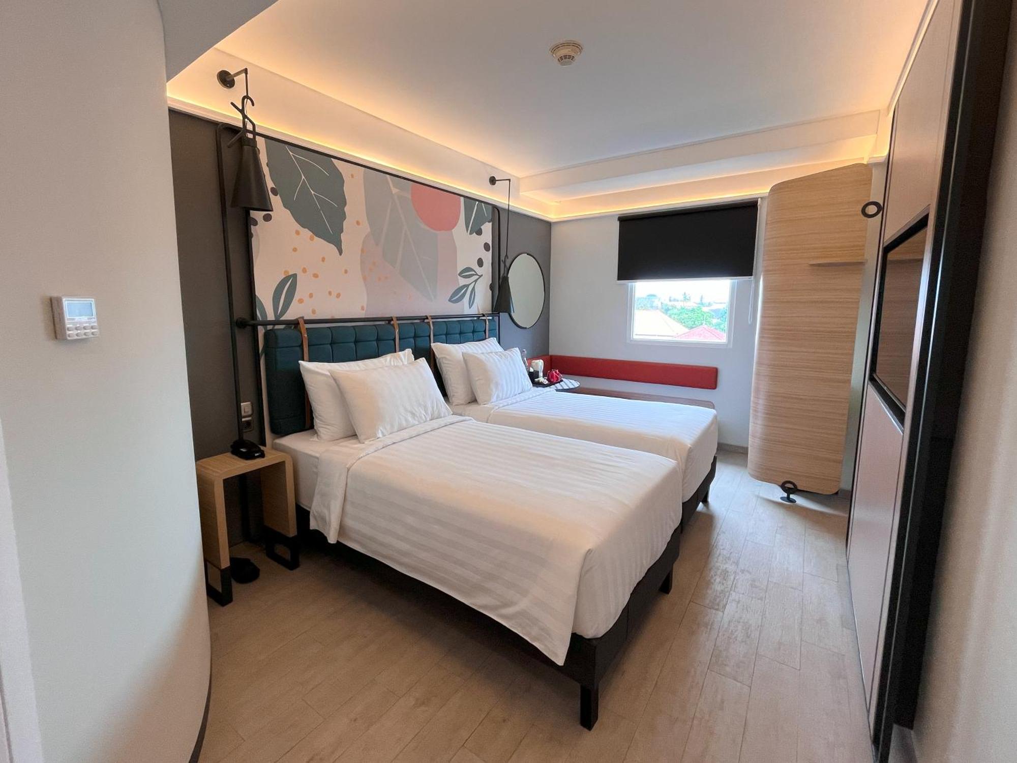 Luminor Hotel Legian Seminyak - Bali Buitenkant foto