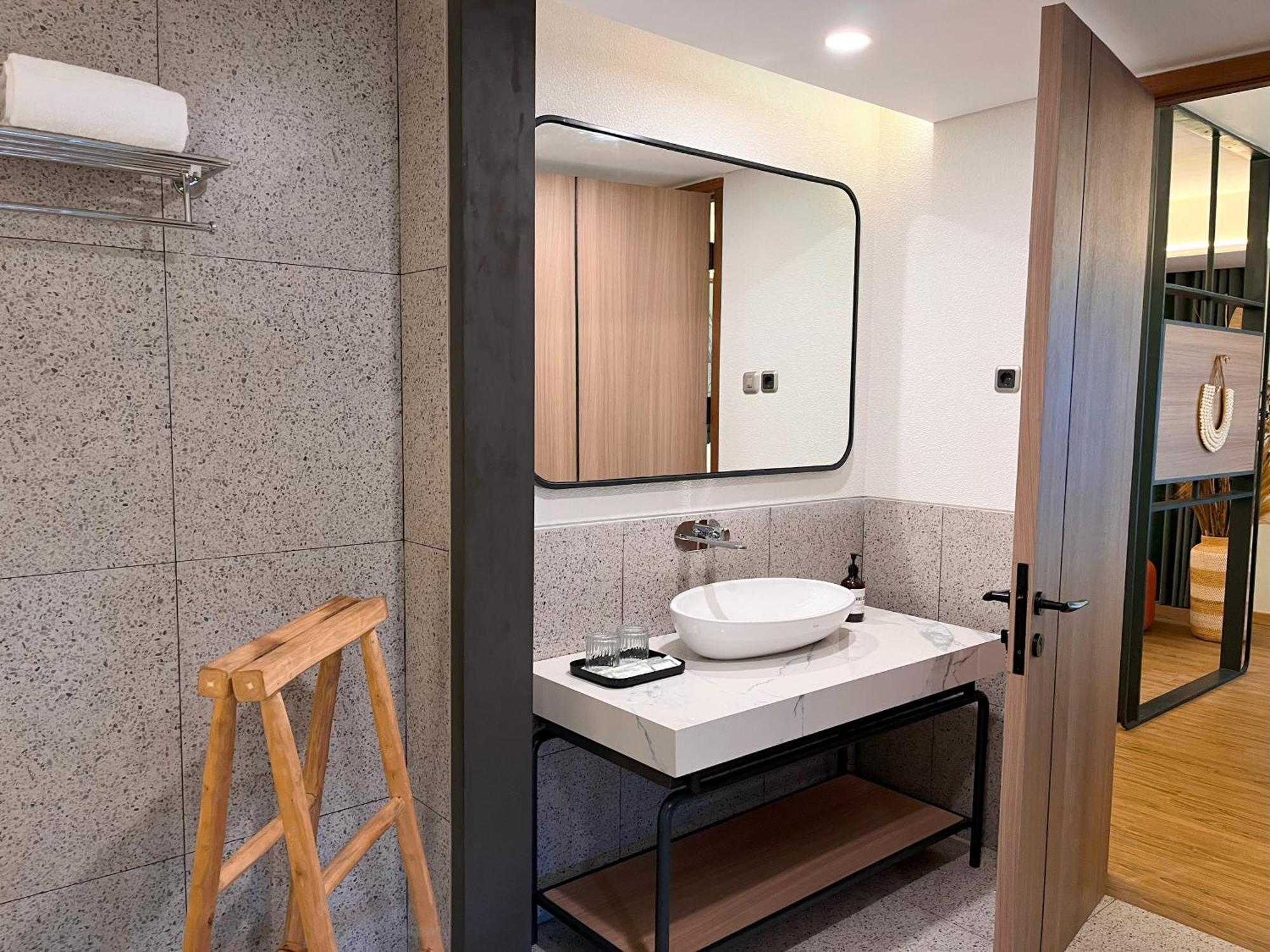 Luminor Hotel Legian Seminyak - Bali Buitenkant foto