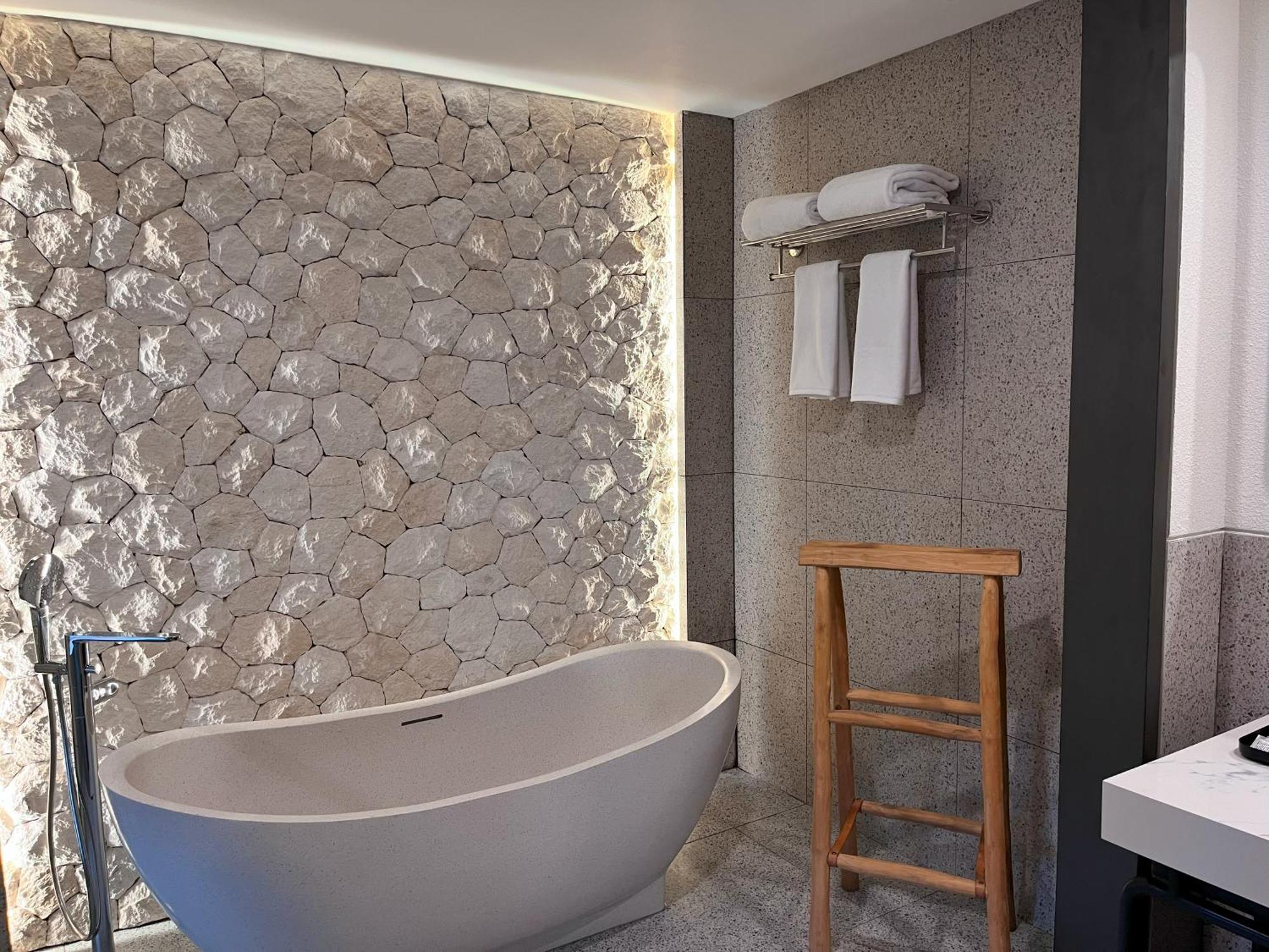 Luminor Hotel Legian Seminyak - Bali Buitenkant foto